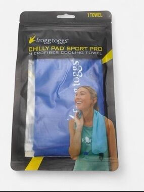 Lightweight Blue Chilly Pad Microfiber Cooling Towel